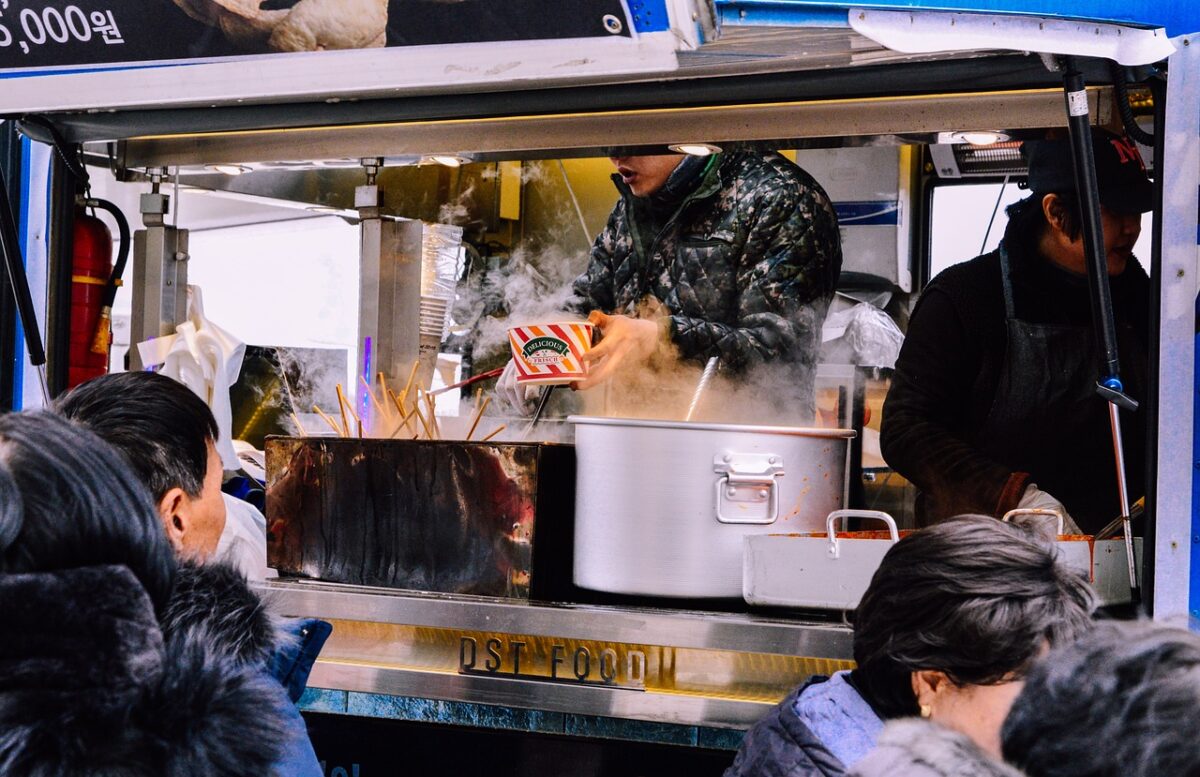 Starting a Food Truck Business with No Money: A Step-by-Step Guide